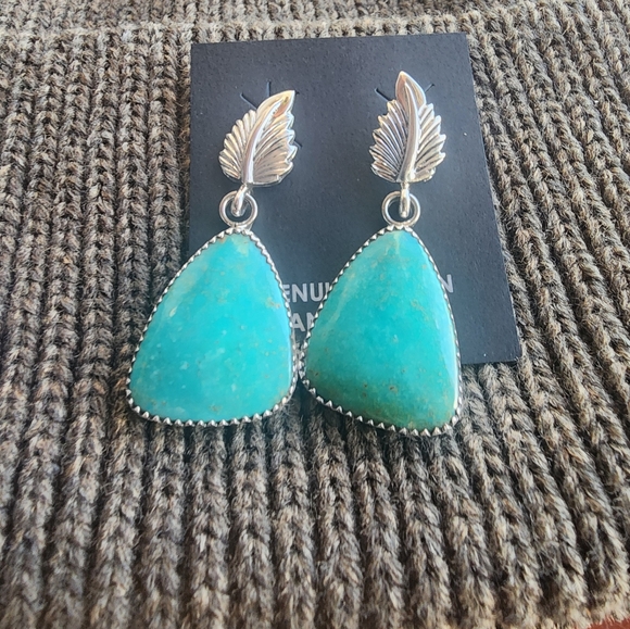 🆕️Turquoise and Silver Native Made Drop Earrings~ So Pretty ~ Fox Turquoise - Picture 2 of 8
